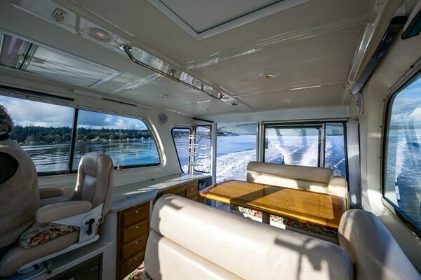 HA  KIN    Price Reduced  33ft Back Cove Yacht For Sale