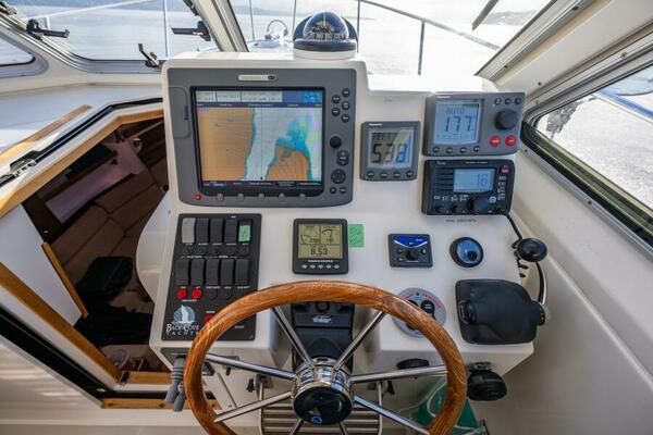 HA  KIN    Price Reduced  33ft Back Cove Yacht For Sale