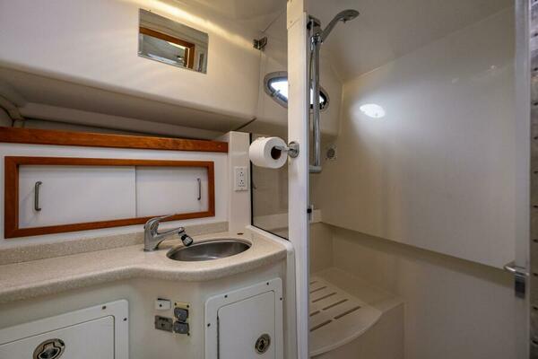HA  KIN    Price Reduced  33ft Back Cove Yacht For Sale