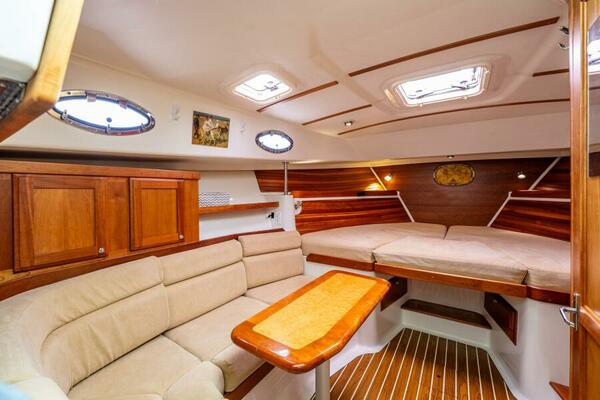 HA  KIN    Price Reduced  33ft Back Cove Yacht For Sale