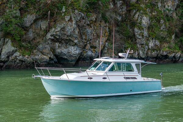 HA  KIN    Price Reduced  33ft Back Cove Yacht For Sale