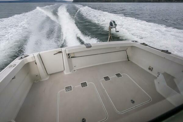 HA  KIN    Price Reduced  33ft Back Cove Yacht For Sale