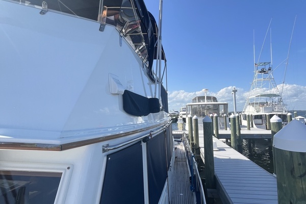 GloriaUs 42ft Grand Banks Yacht For Sale