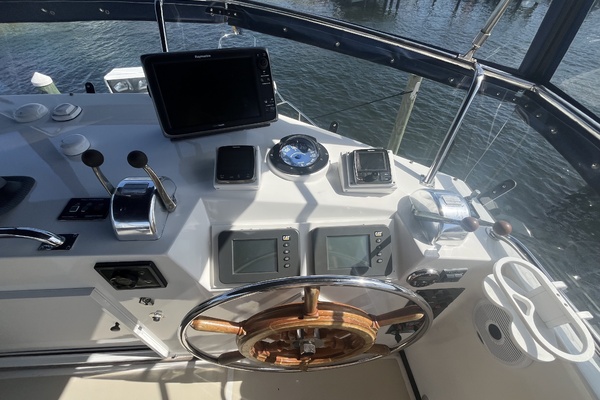 GloriaUs 42ft Grand Banks Yacht For Sale