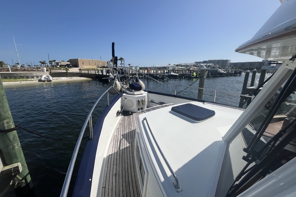 GloriaUs 42ft Grand Banks Yacht For Sale