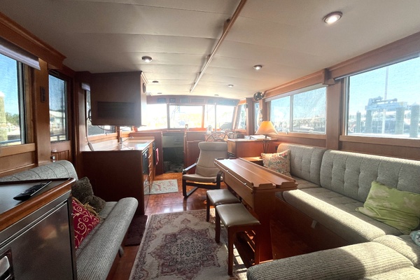 GloriaUs 42ft Grand Banks Yacht For Sale