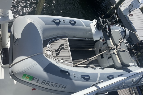 GloriaUs 42ft Grand Banks Yacht For Sale