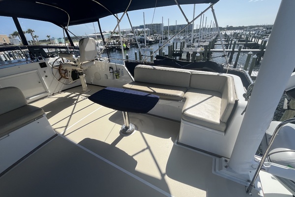 GloriaUs 42ft Grand Banks Yacht For Sale