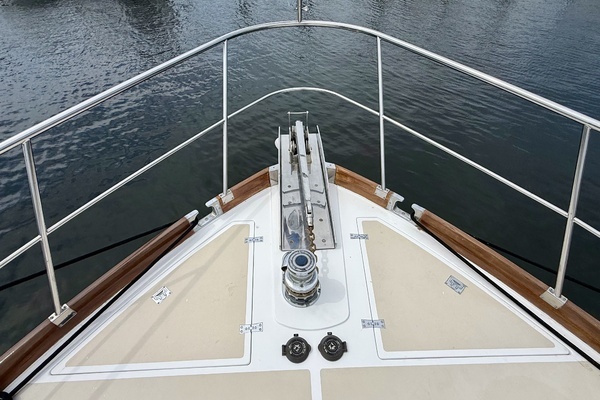 2001 Grand Banks Eastbay 49