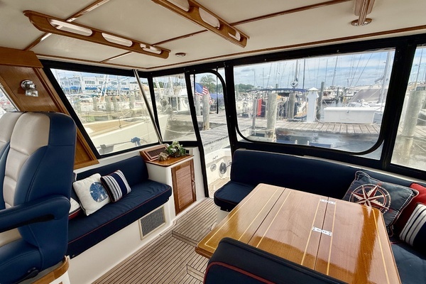 2001 Grand Banks Eastbay 49