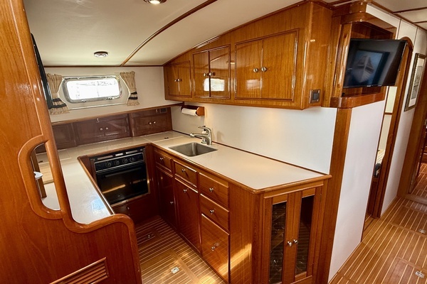 2001 Grand Banks Eastbay 49