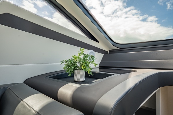 2020 Pershing 62