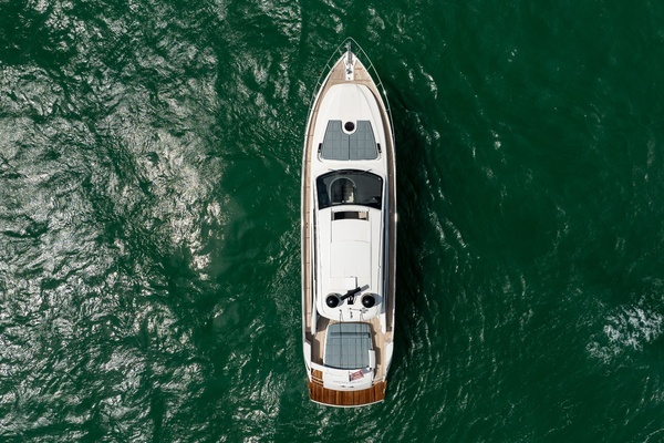 2020 Pershing 62