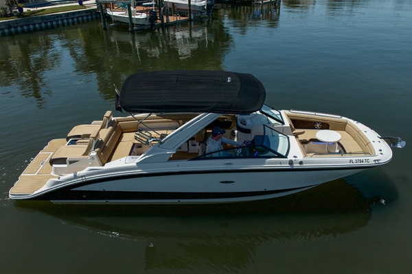 29ft Sea Ray Yacht For Sale