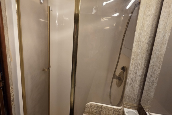 Wazzzzup 56ft Ocean Yacht For Sale
