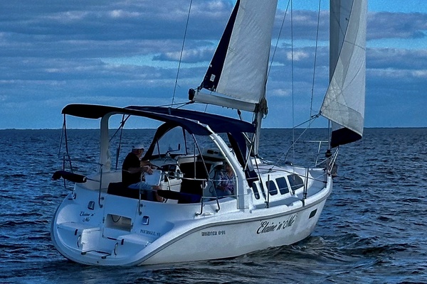 Elaine n Me 31ft Hunter Yacht For Sale