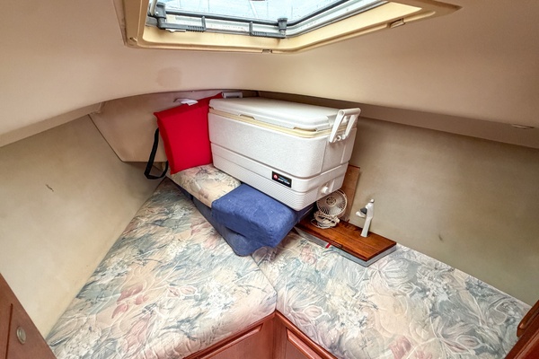 Elaine n Me 31ft Hunter Yacht For Sale