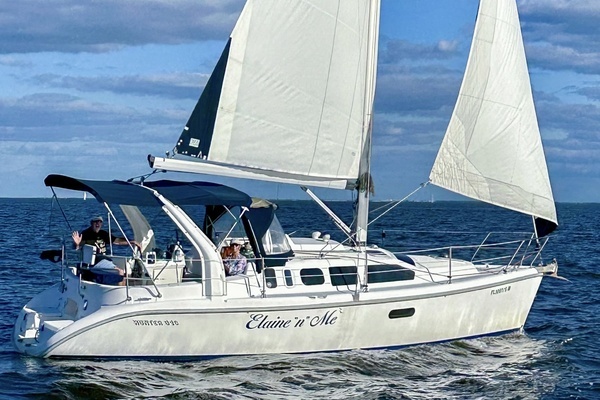 31-ft-Hunter-1999-310-Elaine n Me St. Petersburg Florida United States  yacht for sale