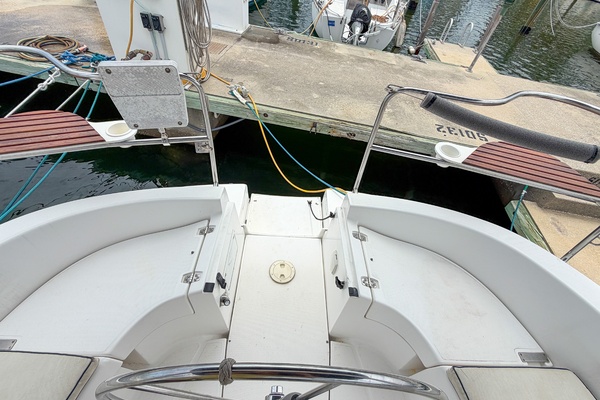 Elaine n Me 31ft Hunter Yacht For Sale