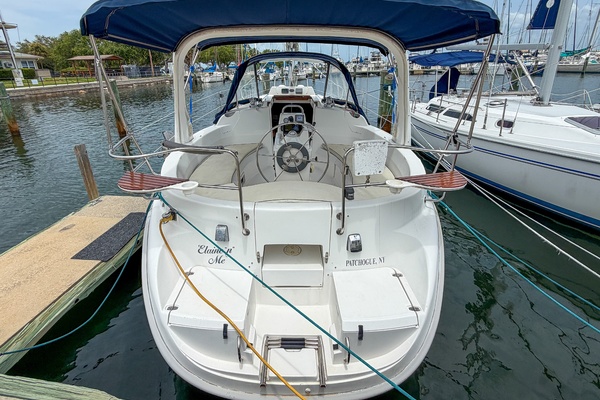 Elaine n Me 31ft Hunter Yacht For Sale