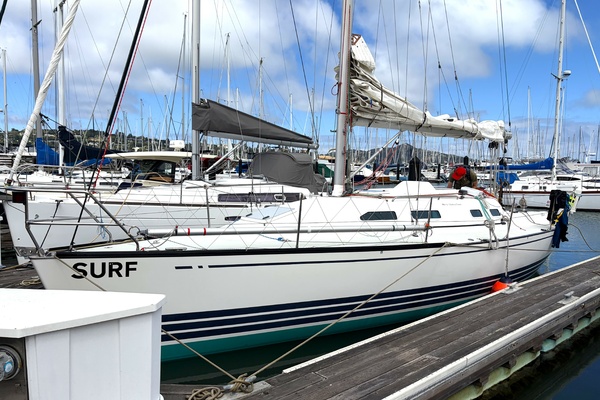 SURF 33ft X Yachts Yacht For Sale