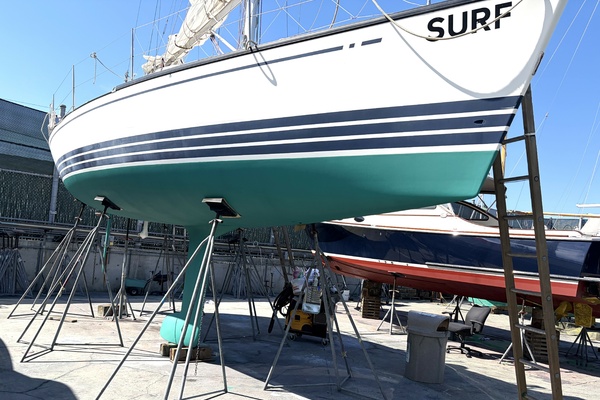 SURF 33ft X Yachts Yacht For Sale