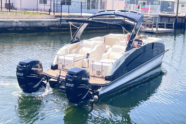 Trailer Included 25ft Harris FloteBote Yacht For Sale