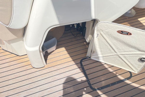 Trailer Included 25ft Harris FloteBote Yacht For Sale