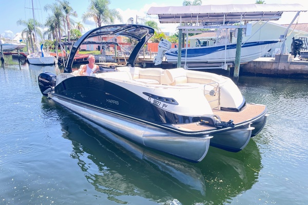 Trailer Included 25ft Harris FloteBote Yacht For Sale