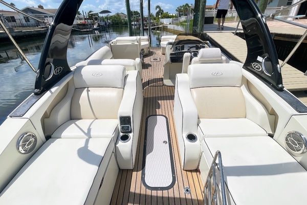 Trailer Included 25ft Harris FloteBote Yacht For Sale