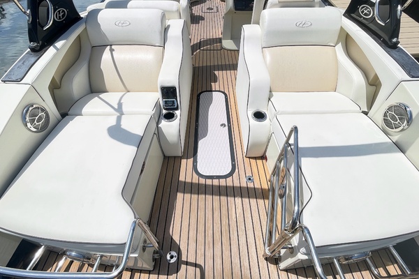 Trailer Included 25ft Harris FloteBote Yacht For Sale