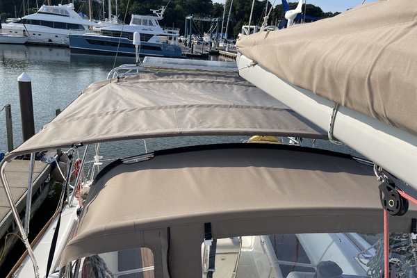 Escape II 40ft Jeanneau Yacht For Sale