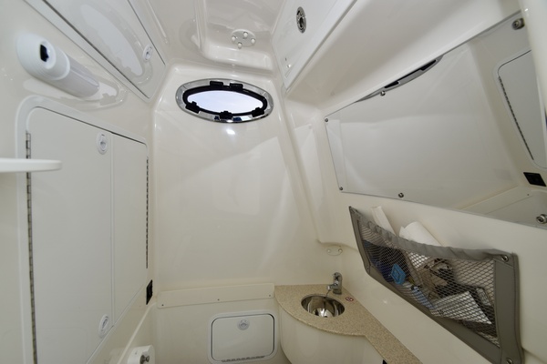 Bitter Fitter 28ft Regulator Yacht For Sale