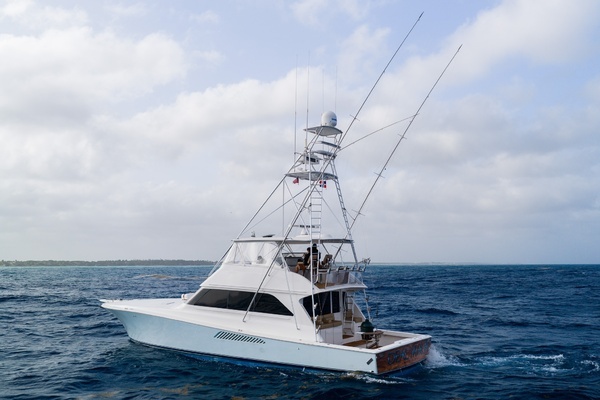 2001 Viking 65