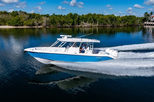 2019 Everglades 35