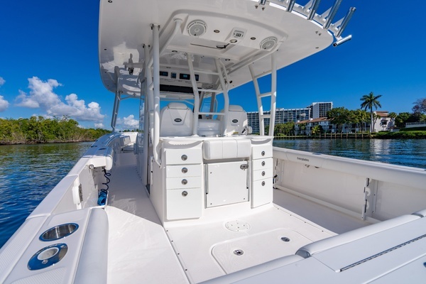2019 Everglades 35