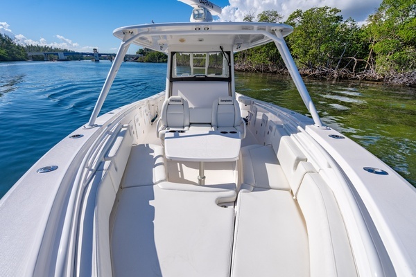 2019 Everglades 35