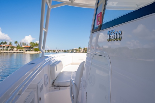 2019 Everglades 35