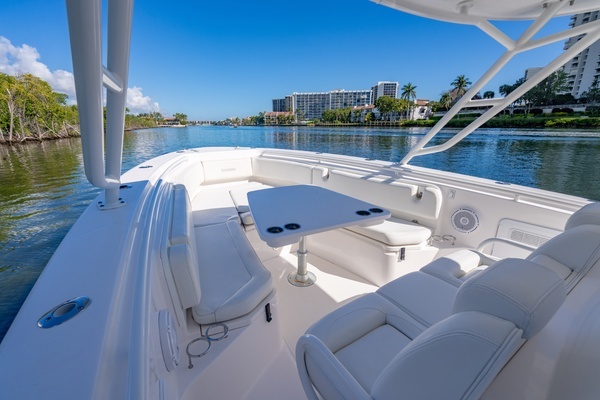 2019 Everglades 35