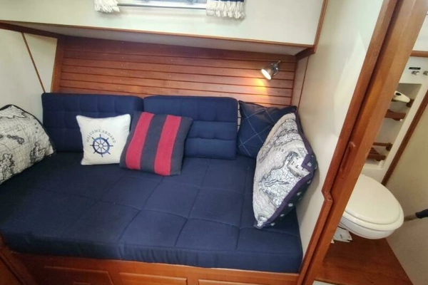 1996 Grand Banks 40