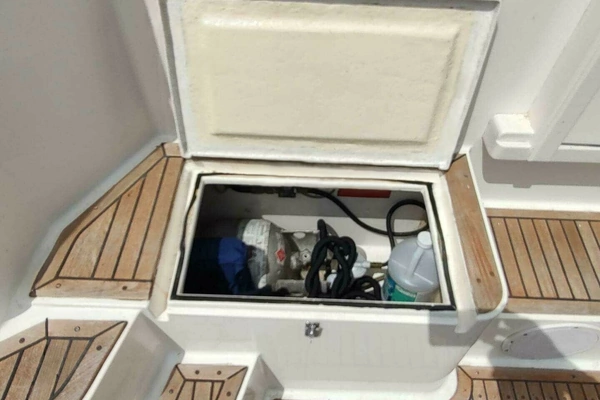 1996 Grand Banks 40