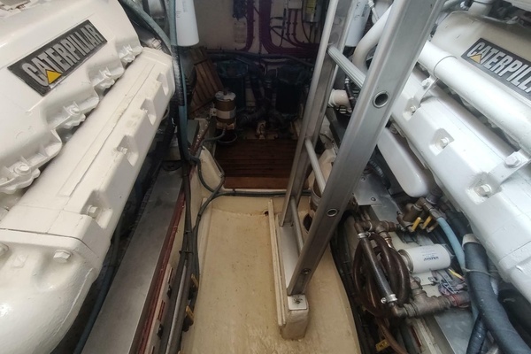 1996 Grand Banks 40