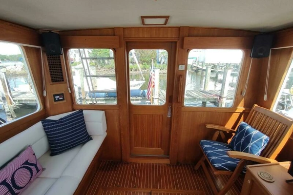1996 Grand Banks 40