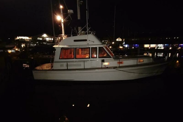 1996 Grand Banks 40