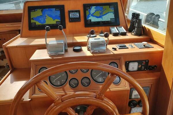 Summersalts 40ft Grand Banks Yacht For Sale