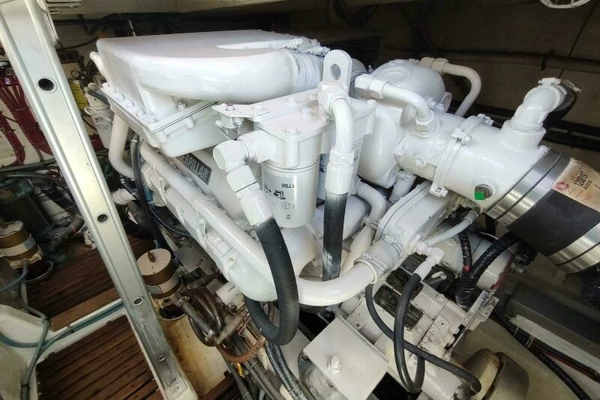 1996 Grand Banks 40