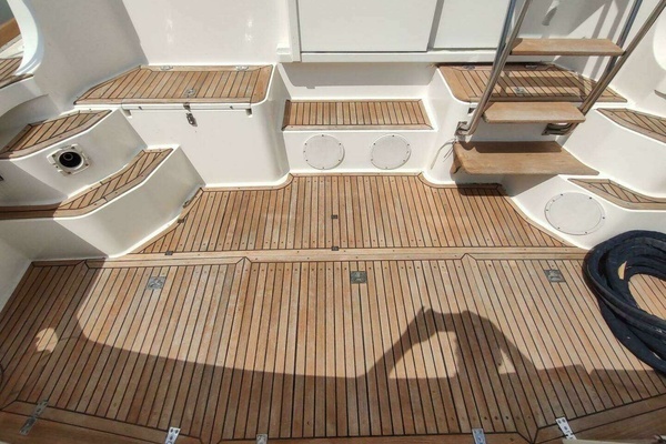 1996 Grand Banks 40