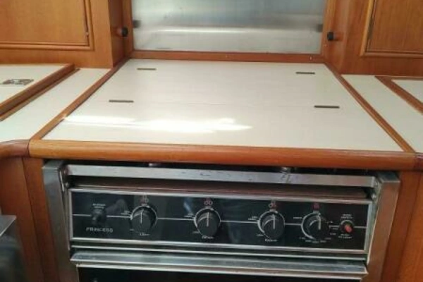1996 Grand Banks 40
