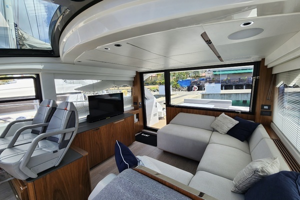 2023 Sunseeker 55