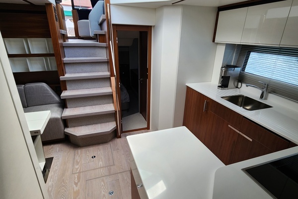 2023 Sunseeker 55